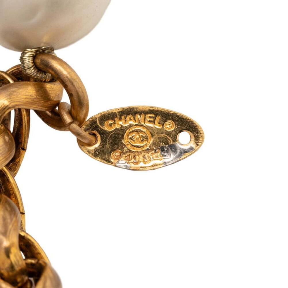 CHANEL Vintage White Pearl Necklace - Picture 3 of 5